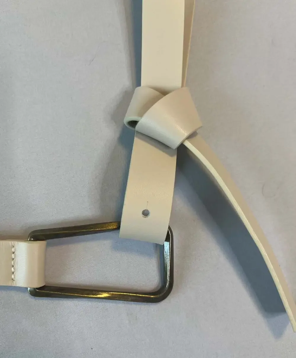 Banana Republic Off-White Leather Belt Gold Buckle Quiet Luxury Classic Minimali
